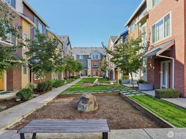 1434 157th Place NE 2802, Bellevue WA 98008