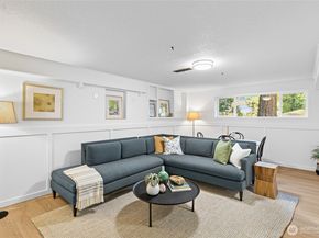 11721 24th Avenue NE, Seattle WA 98125