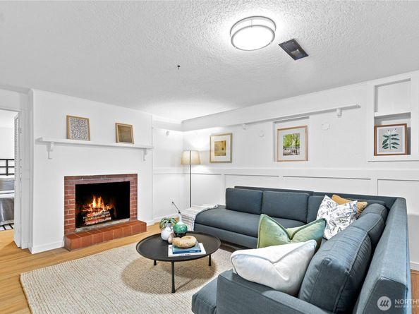 11721 24th Avenue NE, Seattle WA 98125