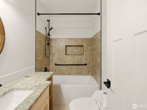 3821 Shelby Road, Lynnwood WA 98087