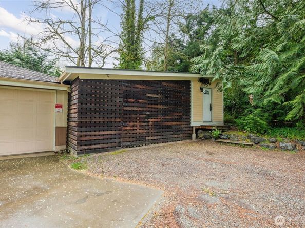 3821 Shelby Road, Lynnwood WA 98087