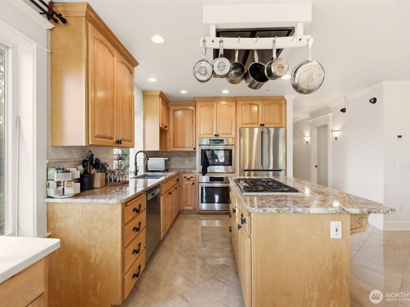 3821 Shelby Road, Lynnwood WA 98087