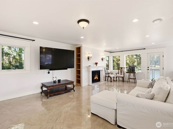 3821 Shelby Road, Lynnwood WA 98087