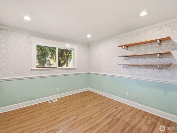 3821 Shelby Road, Lynnwood WA 98087