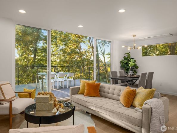 1801 29th Avenue S, Seattle WA 98144