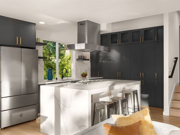 1801 29th Avenue S, Seattle WA 98144