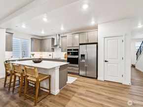 24233 13th Avenue SE CR26, Bothell WA 98021