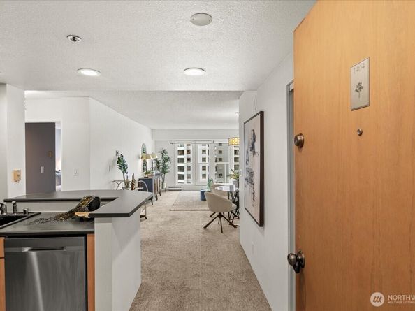 121 Vine Street 1404, Seattle WA 98121