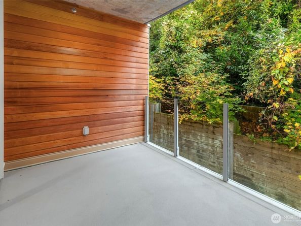 1250 Alki Avenue SW 2A, Seattle WA 98116