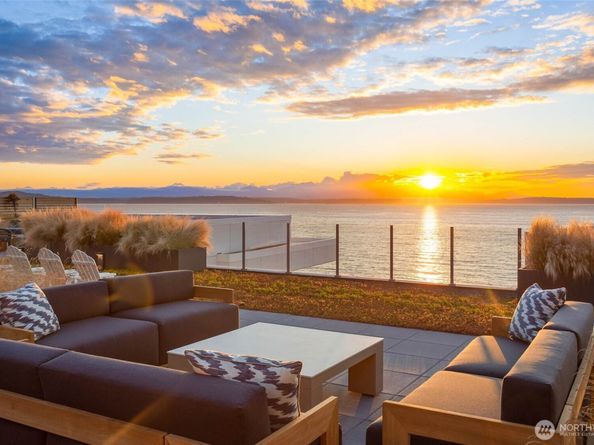 1250 Alki Avenue SW 2A, Seattle WA 98116