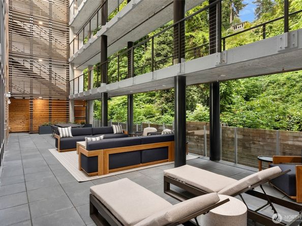 1250 Alki Avenue SW 2A, Seattle WA 98116