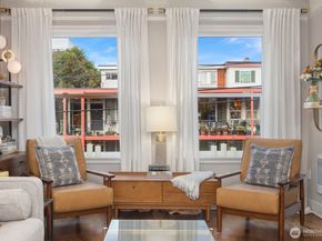 325 Harvard Avenue E 302, Seattle WA 98102