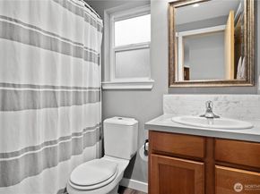 2314 SE Abernathy Court, Port Orchard WA 98366