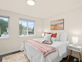 2314 SE Abernathy Court, Port Orchard WA 98366