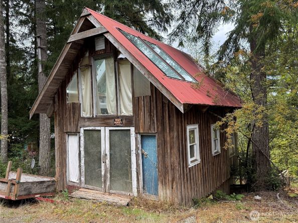 3780 S Mission Road W, Bremerton WA 98312