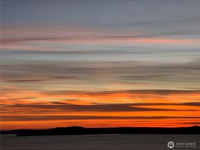 2507 Westmont Way W, Seattle WA 98199