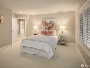 2507 Westmont Way W, Seattle WA 98199