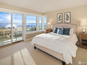 2507 Westmont Way W, Seattle WA 98199