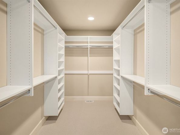 2507 Westmont Way W, Seattle WA 98199