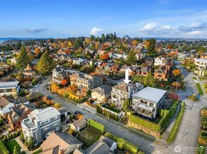 2507 Westmont Way W, Seattle WA 98199