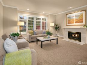 2507 Westmont Way W, Seattle WA 98199