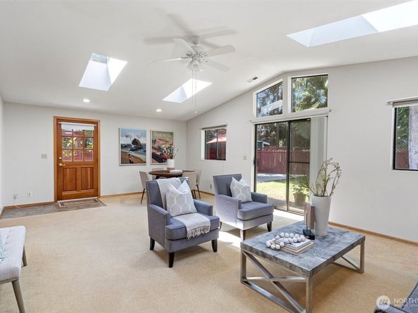 13105 111th Place NE, Kirkland WA 98034