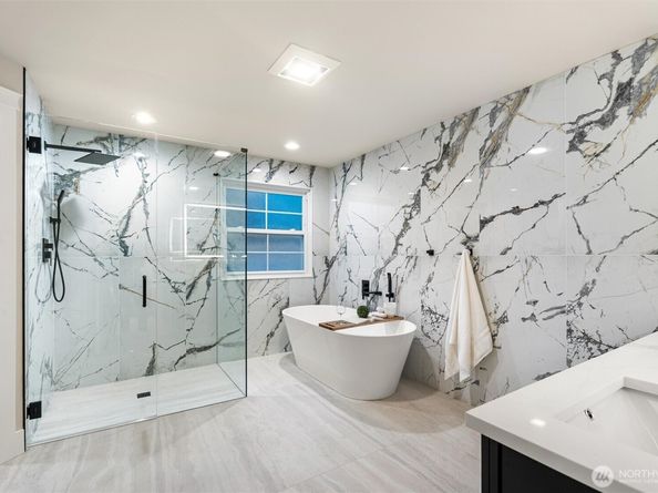 17105 SE 47th Court, Bellevue WA 98006