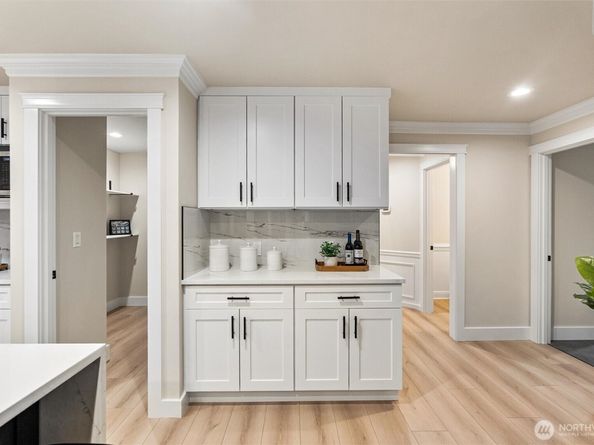 17105 SE 47th Court, Bellevue WA 98006