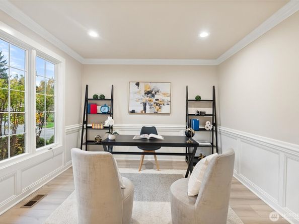 17105 SE 47th Court, Bellevue WA 98006