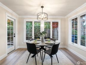 17105 SE 47th Court, Bellevue WA 98006