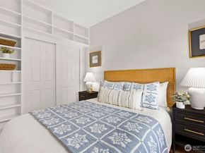 337 25th Avenue E, Seattle WA 98112