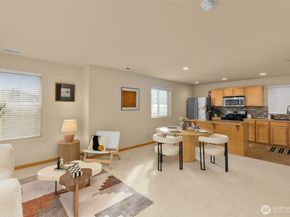 841 5th Place NE, Issaquah WA 98029