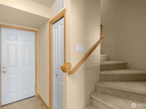 841 5th Place NE, Issaquah WA 98029