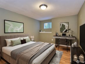 15946 SE 1st Street, Bellevue WA 98008