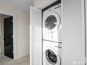 14816 40th Avenue W 4, Lynnwood WA 98087