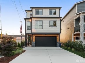 14816 40th Avenue W 4, Lynnwood WA 98087