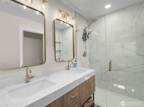 14816 40th Avenue W 4, Lynnwood WA 98087