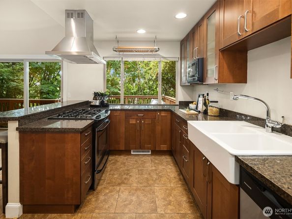 4841 38th Avenue SW, Seattle WA 98126