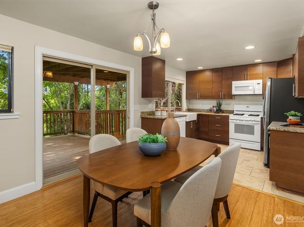 4841 38th Avenue SW, Seattle WA 98126