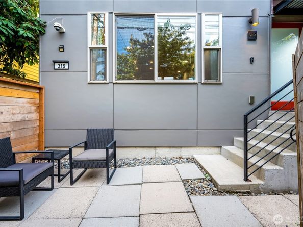 319 21st Avenue, Seattle WA 98122