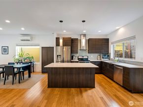 319 21st Avenue, Seattle WA 98122