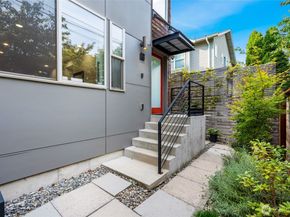 319 21st Avenue, Seattle WA 98122