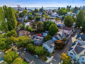 319 21st Avenue, Seattle WA 98122