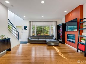 319 21st Avenue, Seattle WA 98122
