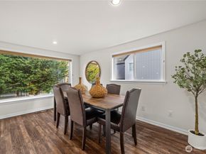 15245 Fremont Avenue N, Shoreline WA 98133