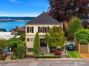 525 W Prospect Street A, Seattle WA 98119