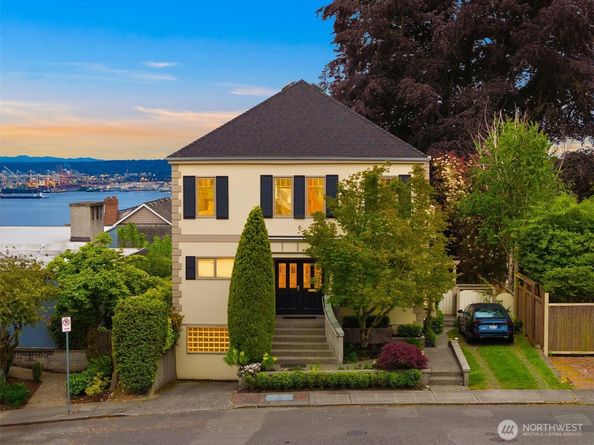 525 W Prospect Street A, Seattle WA 98119