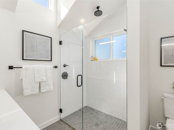2329 NW 99th Street, Seattle WA 98117