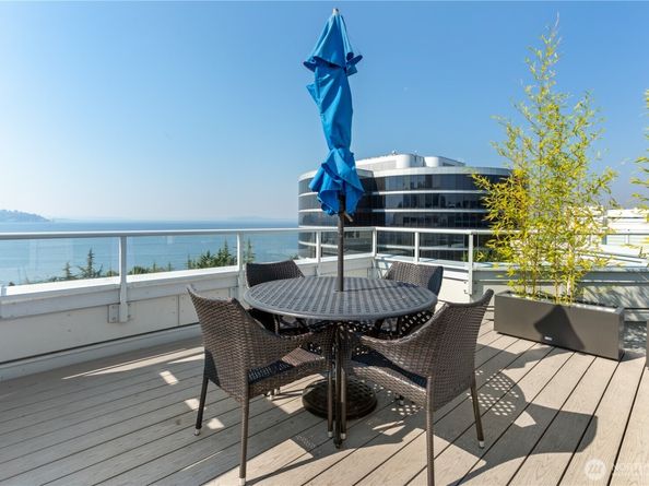3028 Western Avenue 501, Seattle WA 98121