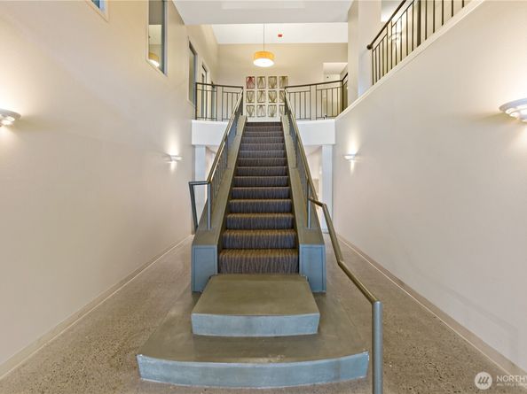 3028 Western Avenue 501, Seattle WA 98121